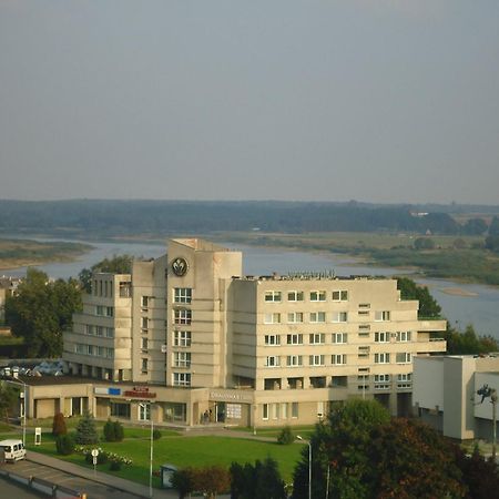 Viesbutis Jurbarkas Hotel Екстериор снимка