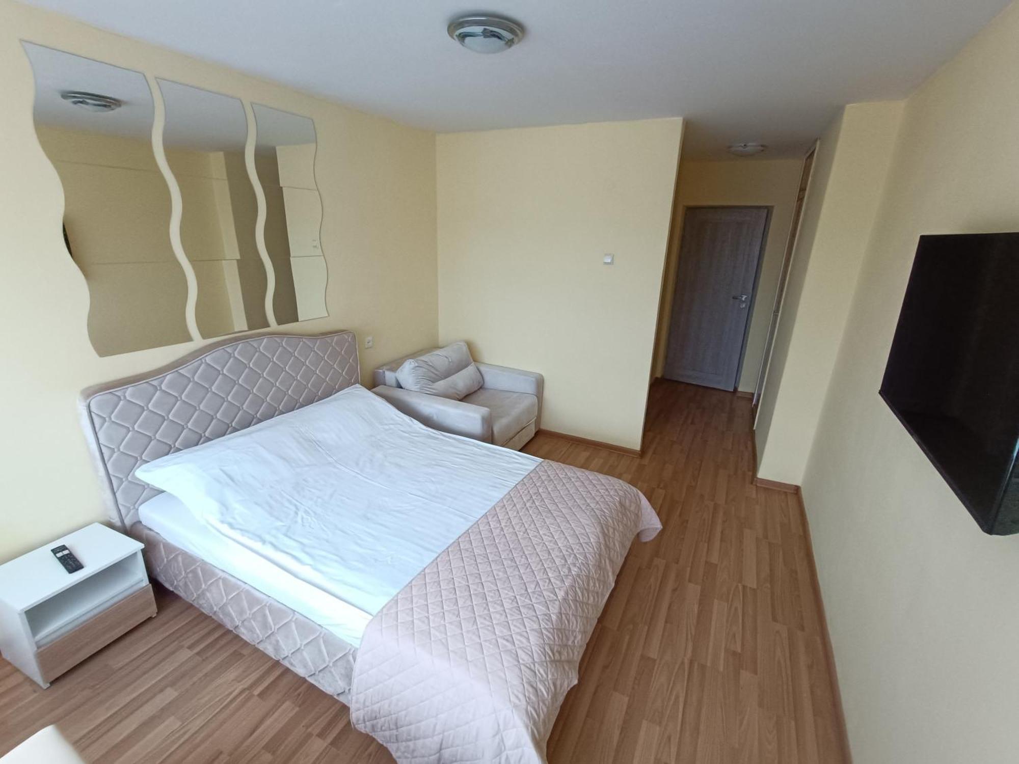 Viesbutis Jurbarkas Hotel Екстериор снимка