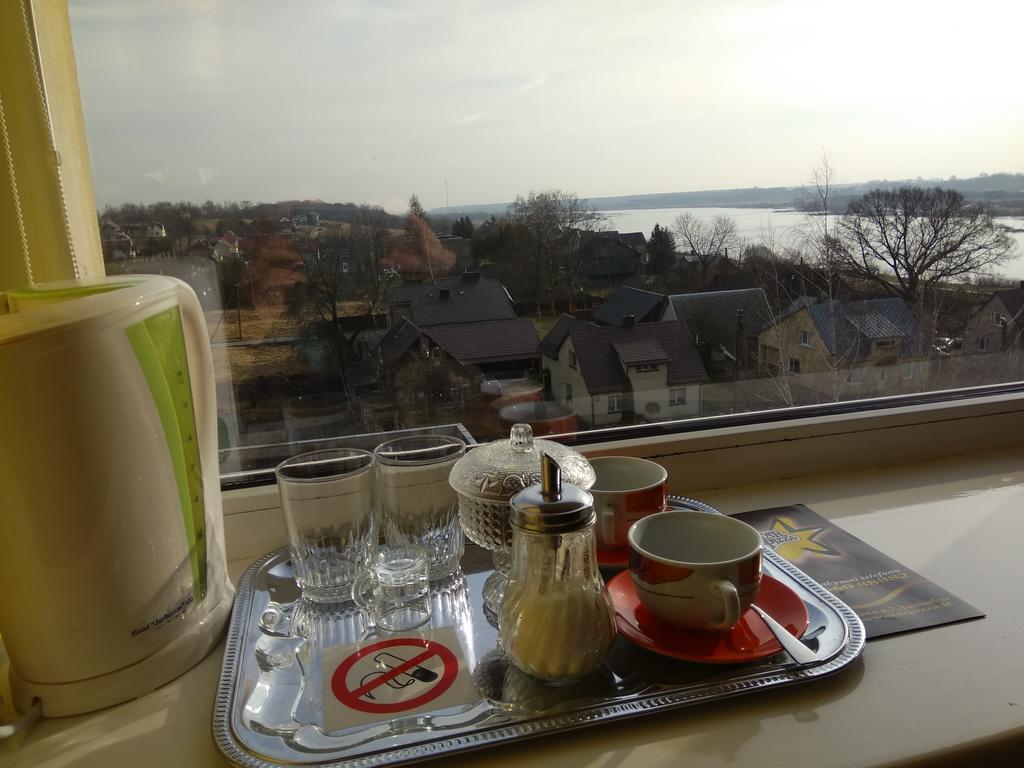 Viesbutis Jurbarkas Hotel Екстериор снимка