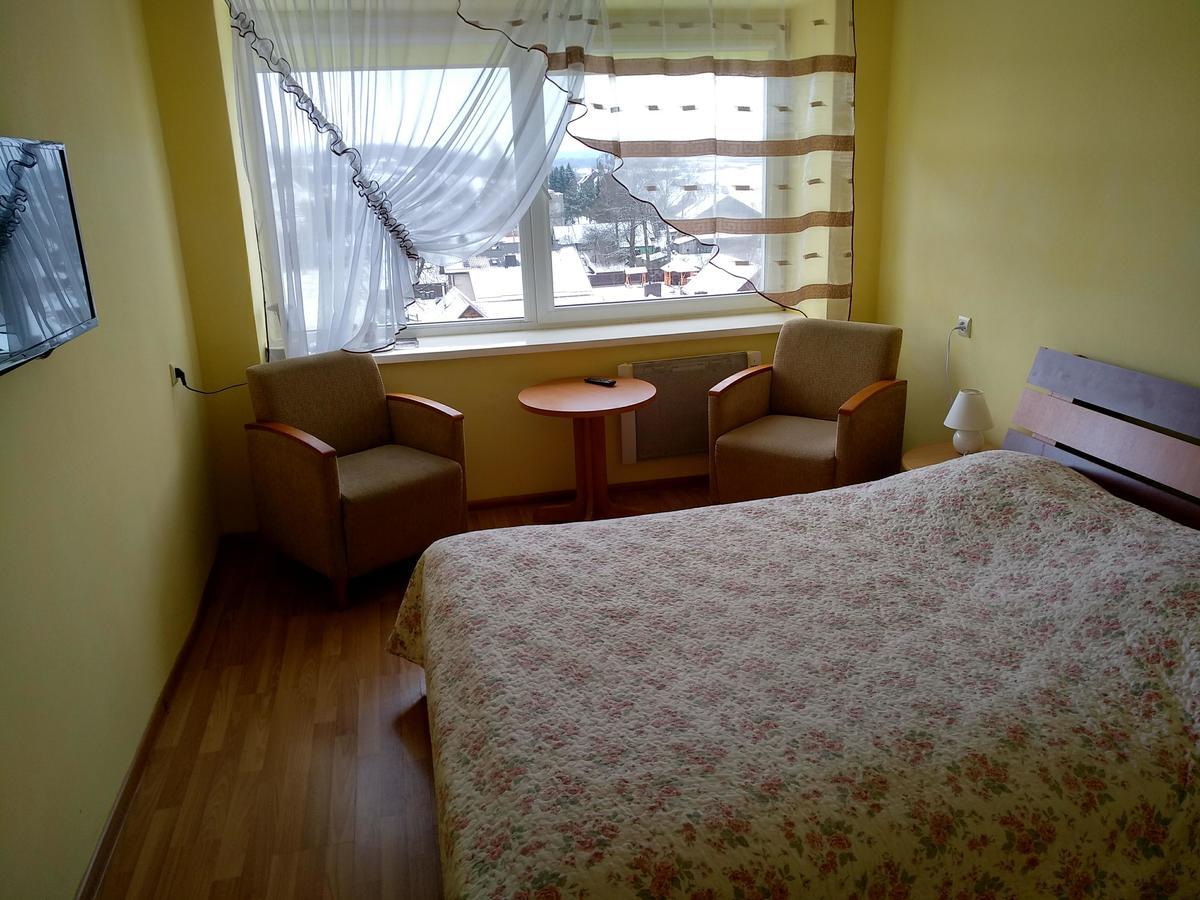 Viesbutis Jurbarkas Hotel Екстериор снимка