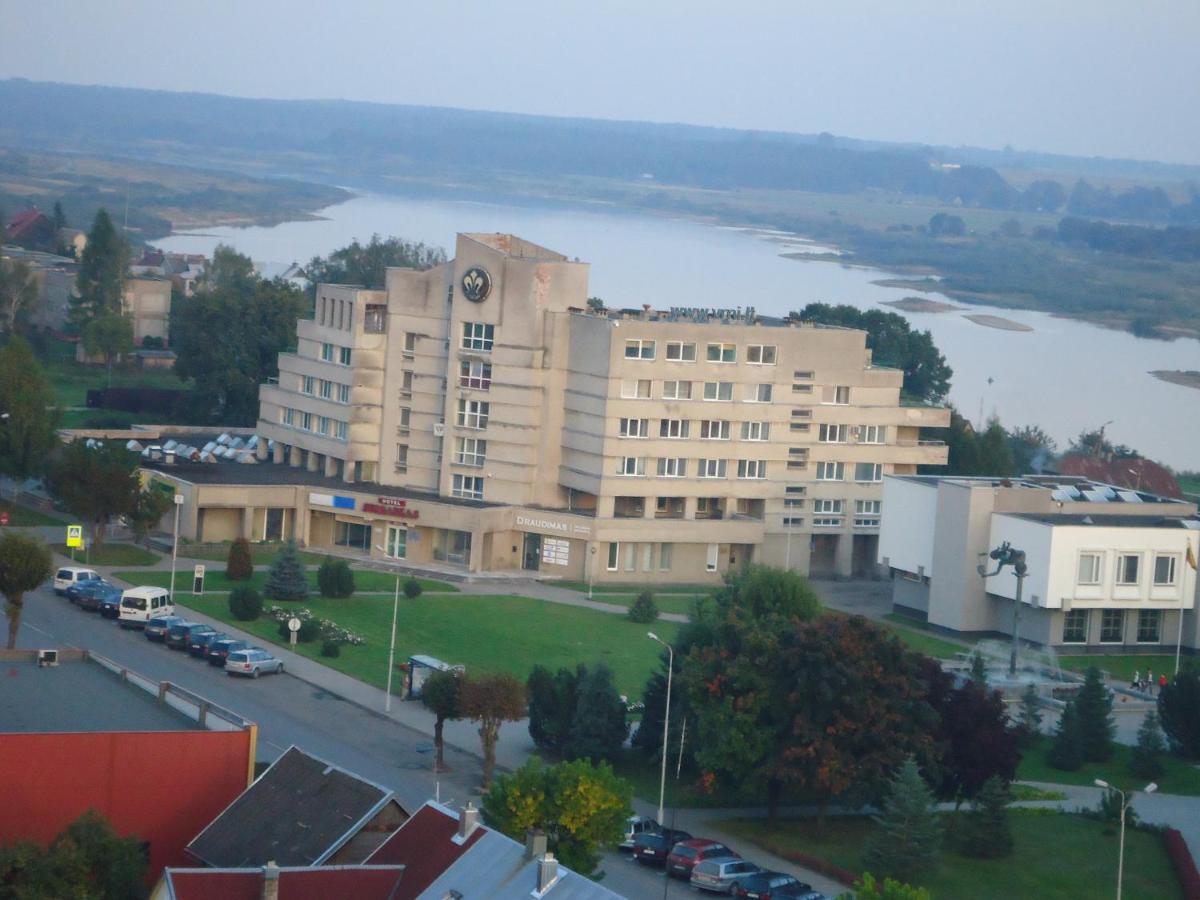 Viesbutis Jurbarkas Hotel Екстериор снимка